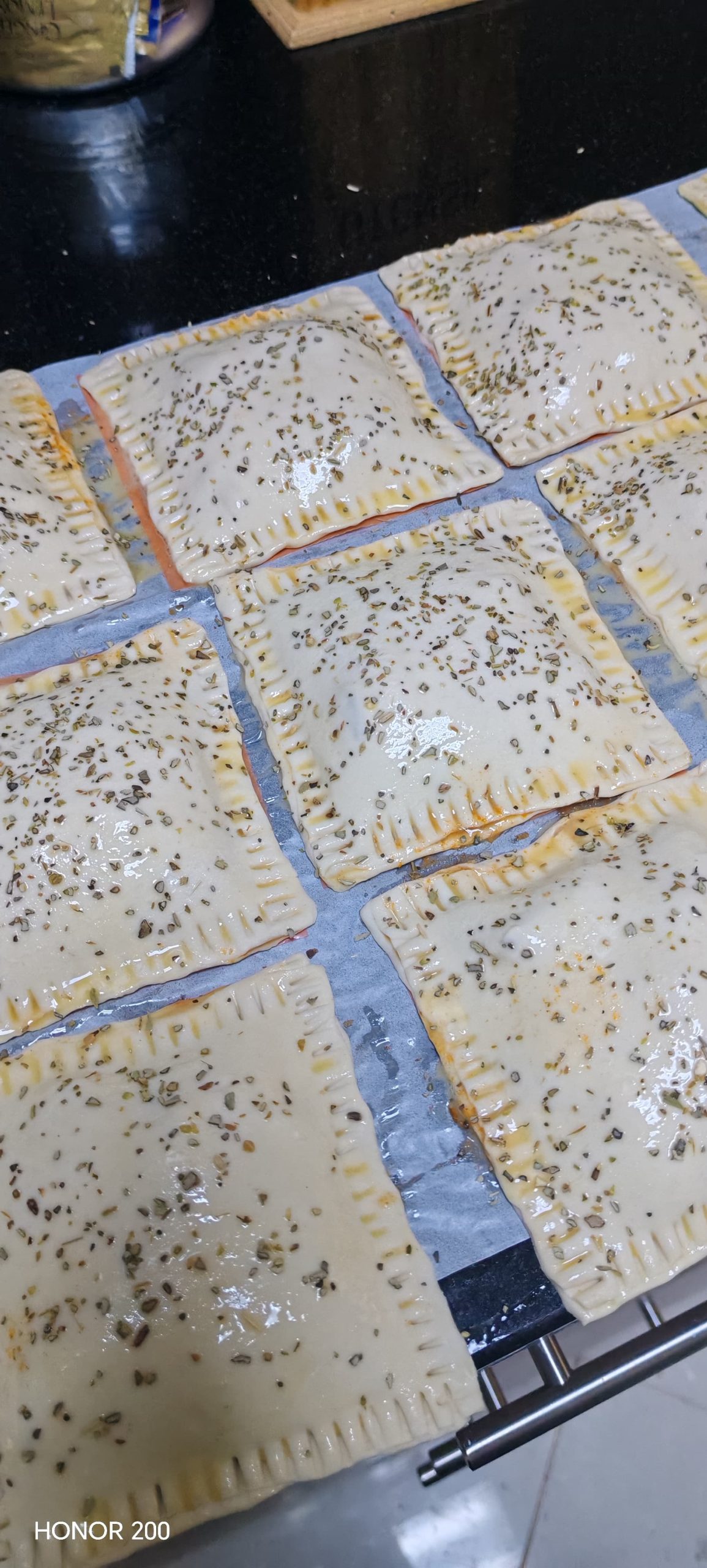 'Garage' Style Pies - 1 dozen - Image 2