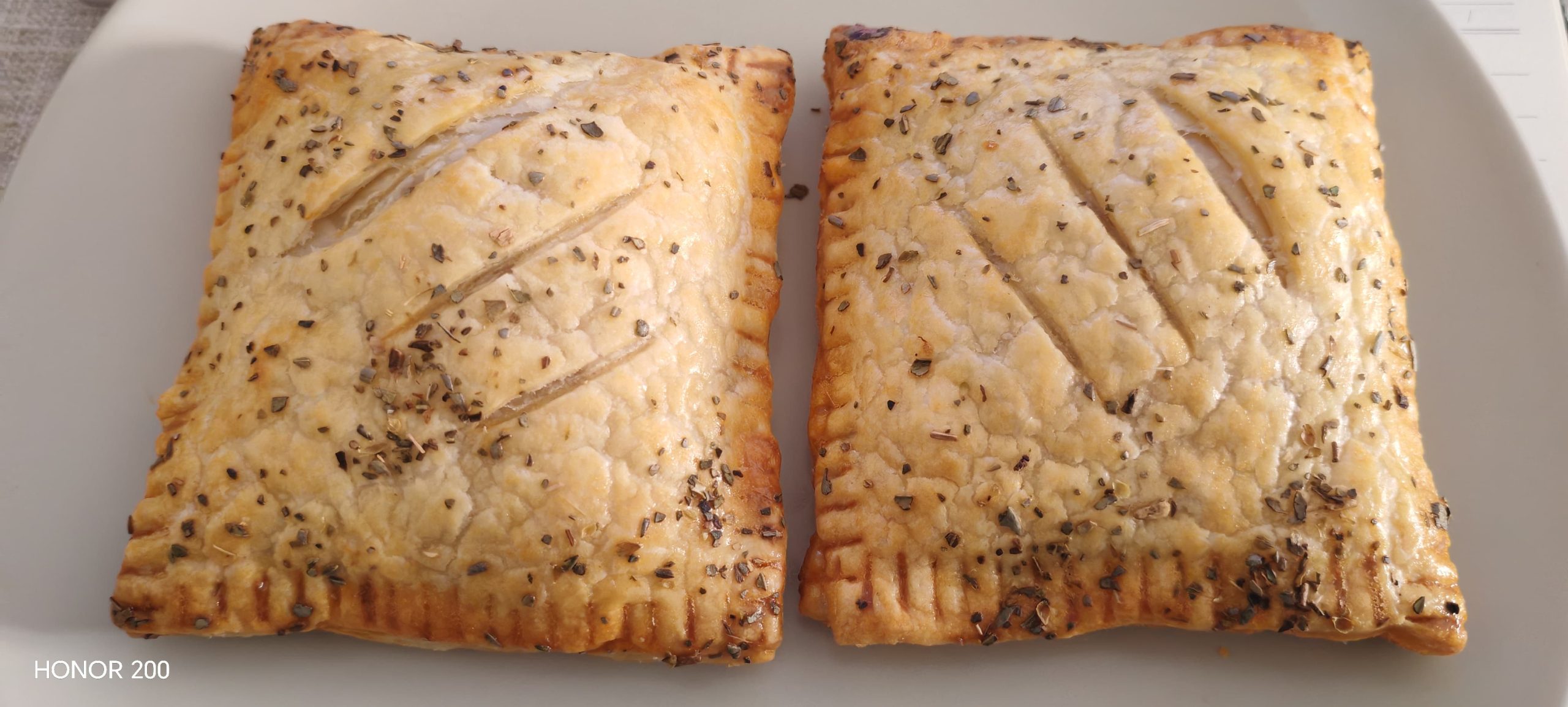 'Garage' Style Pies - 1 dozen - Image 3