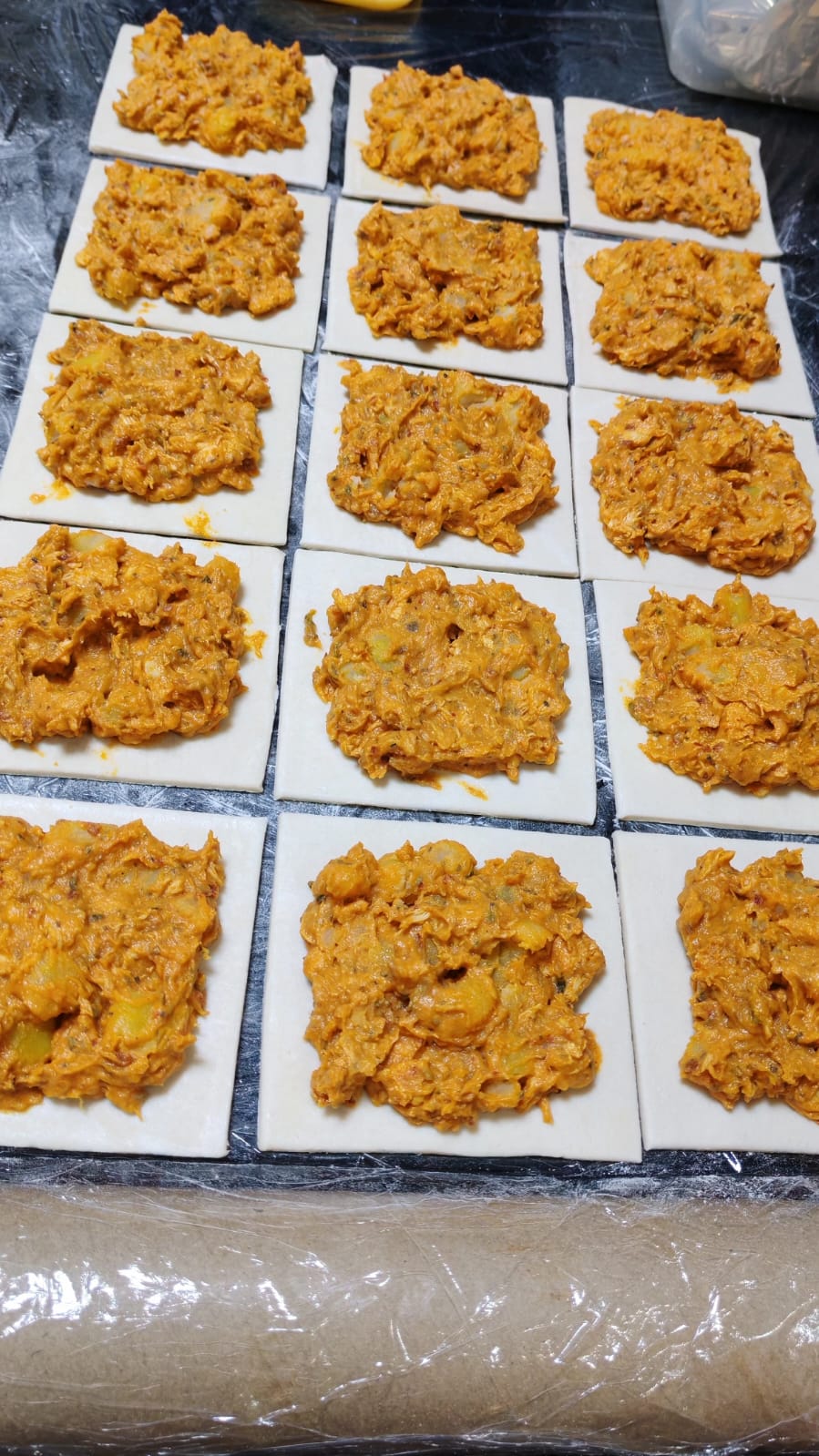 'Garage' Style Pies - 1 dozen - Image 6